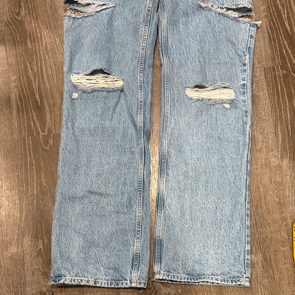 Zara Light Blue Straight Leg Jeans - Picture 3 of 6